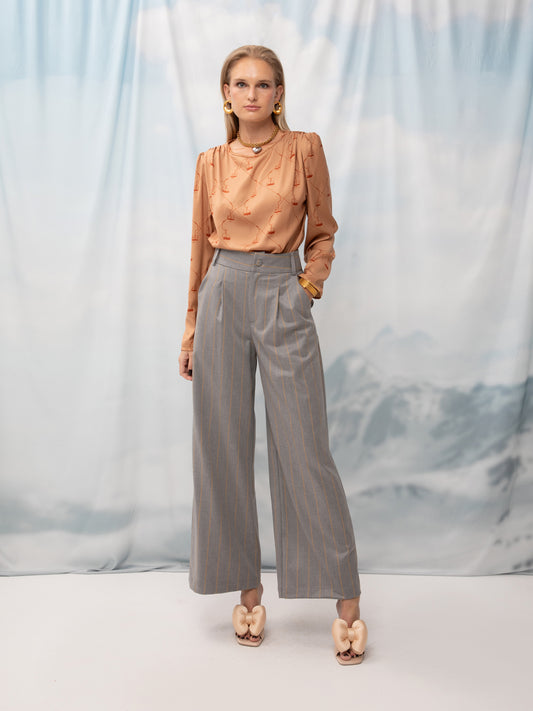 WIDE-LEG PLEATED PANTS GRAY STRIPES